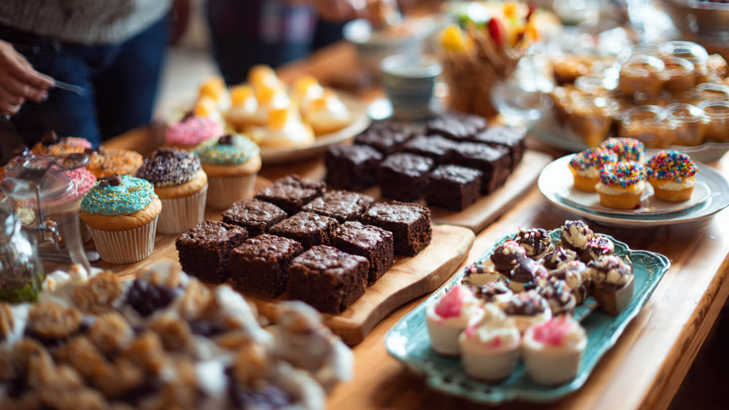 What Dessert Should You Bring to a Potluck (Easy Answers!)